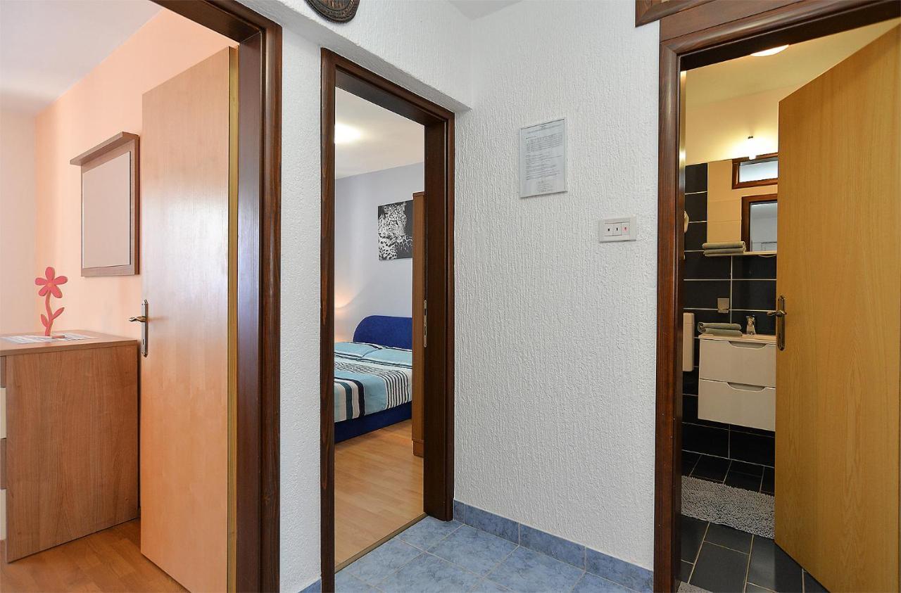Apartments Milka 2074 Porec Ngoại thất bức ảnh
