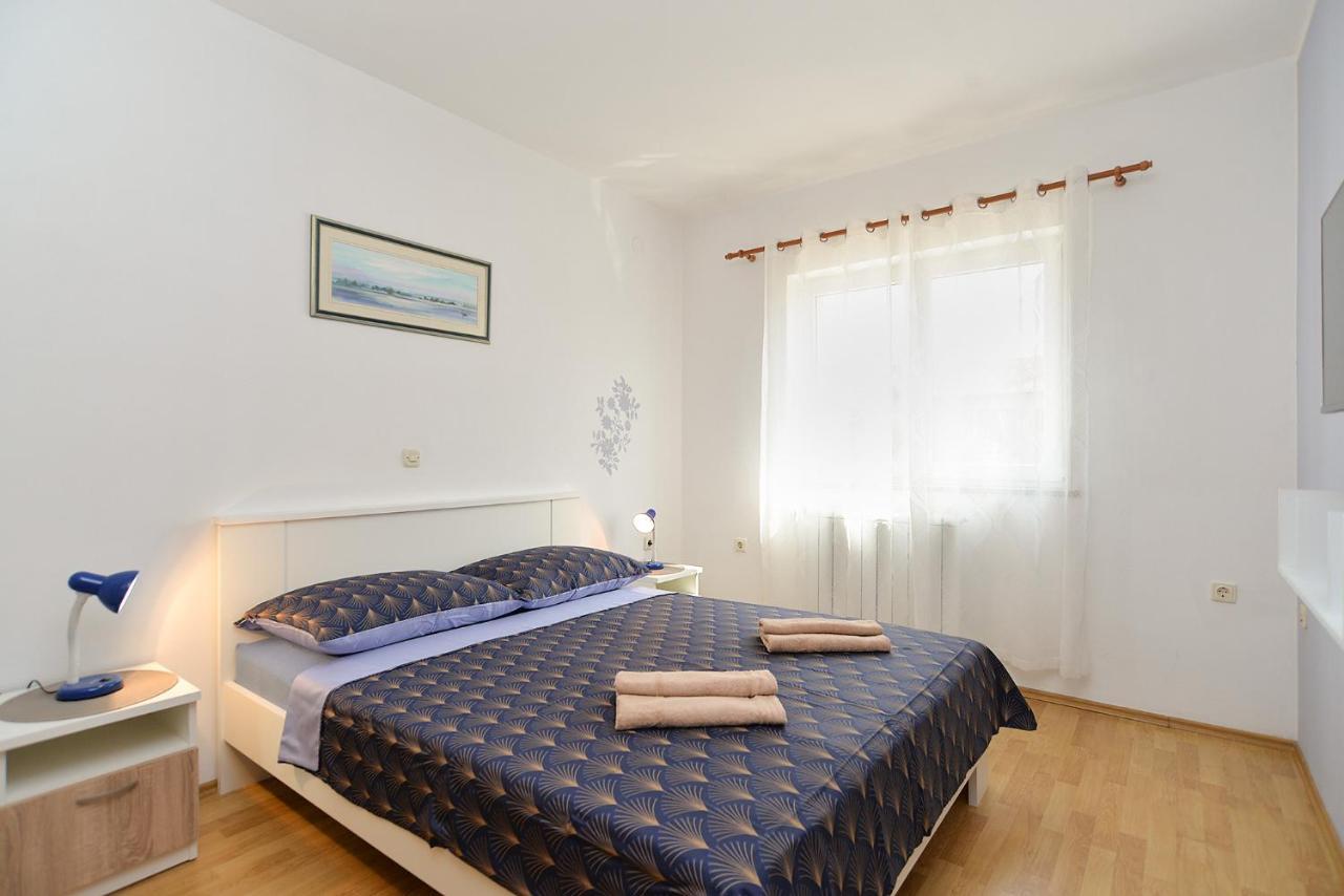 Apartments Milka 2074 Porec Ngoại thất bức ảnh